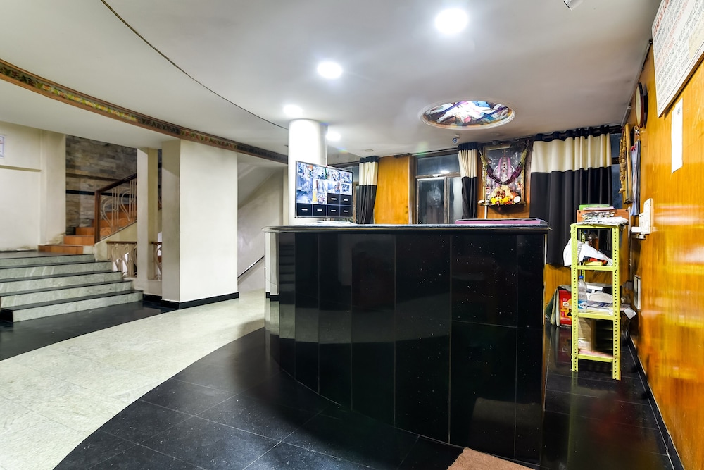 SPOT ON 60917 Hotel Ganesh view 4