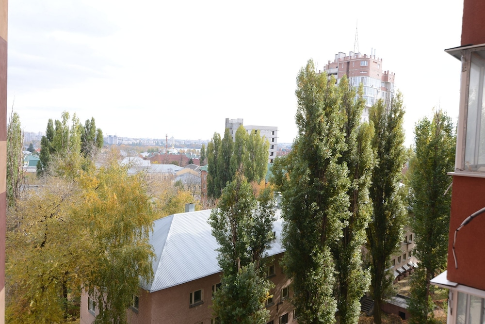 Megapolis Apartments on prospect Revolyutsii 9A