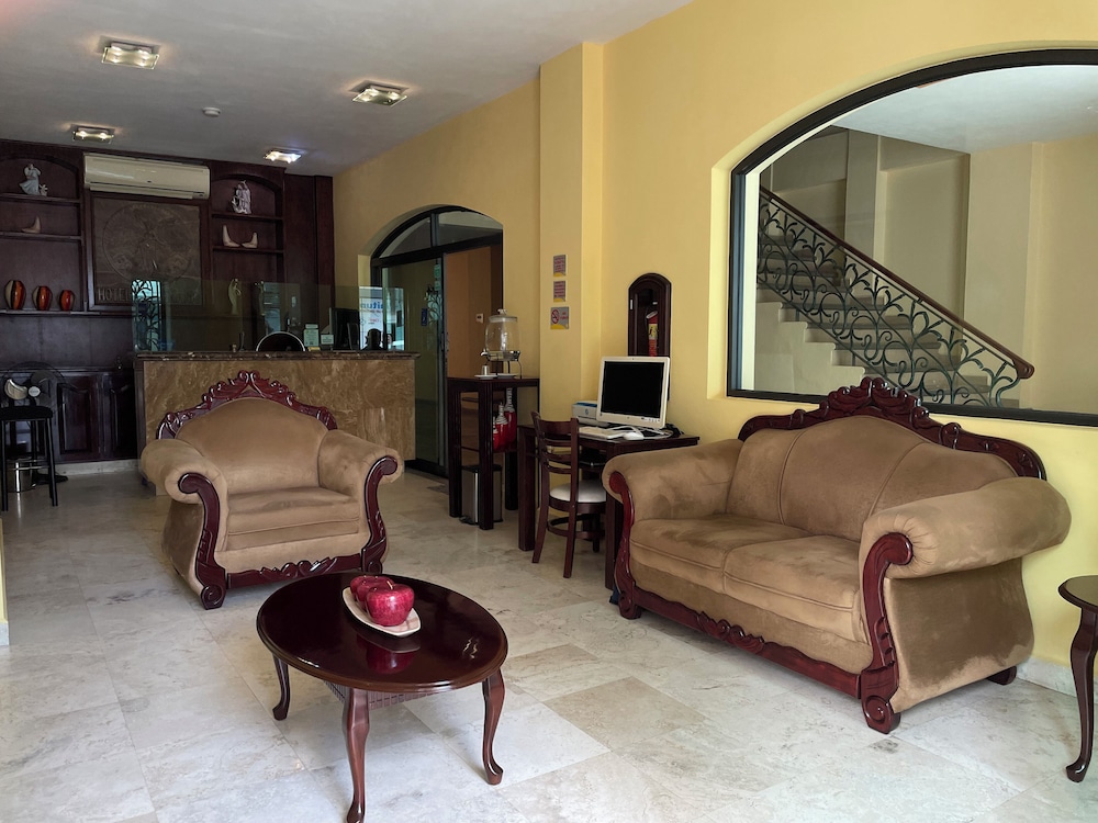 Hotel Centenario - Property Image 2