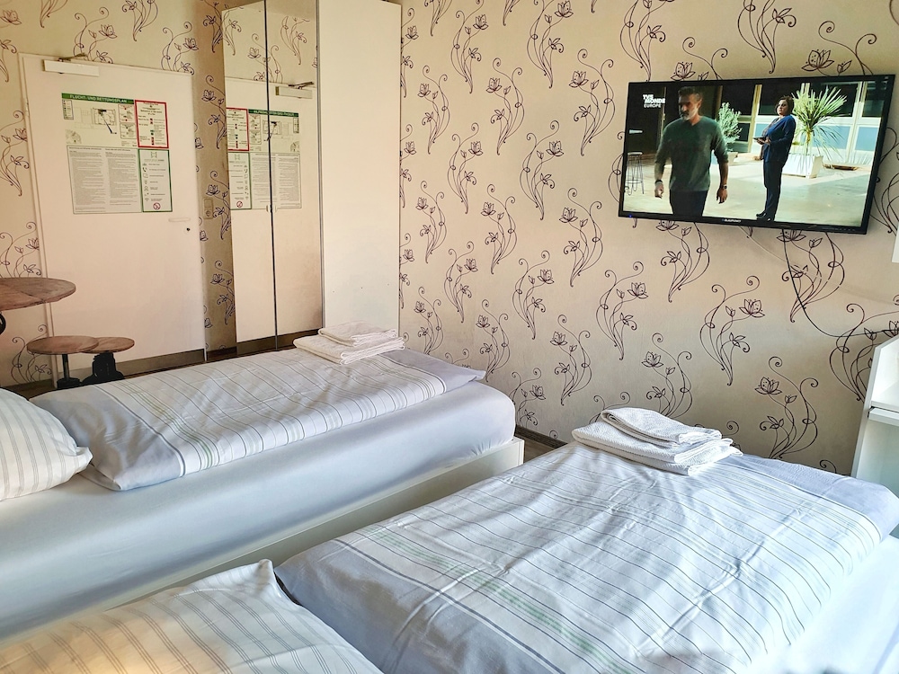 Aparthotel B & L