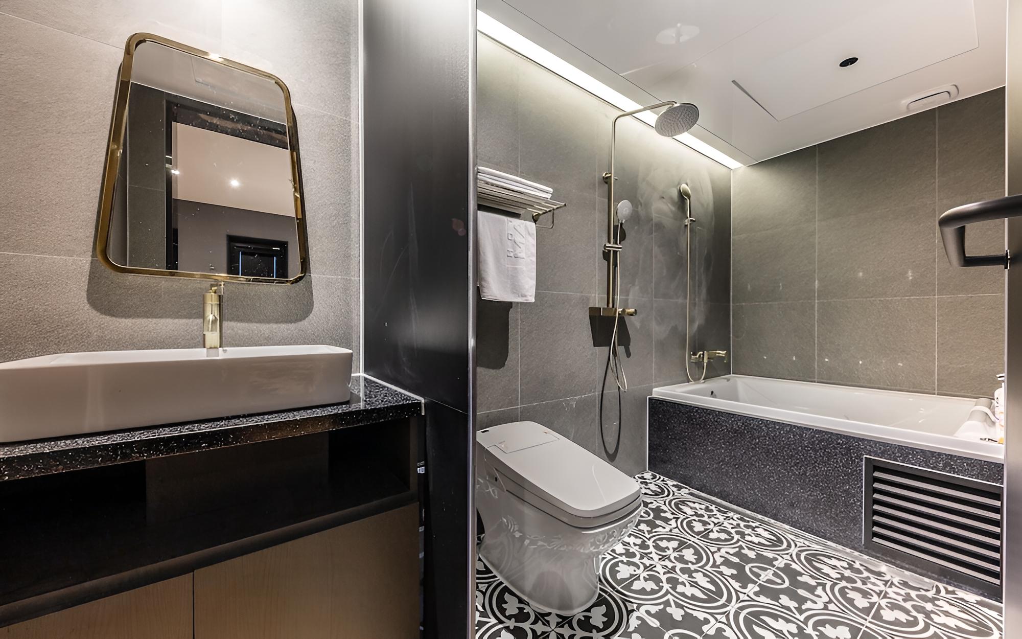 Gunsan Mari Hotel