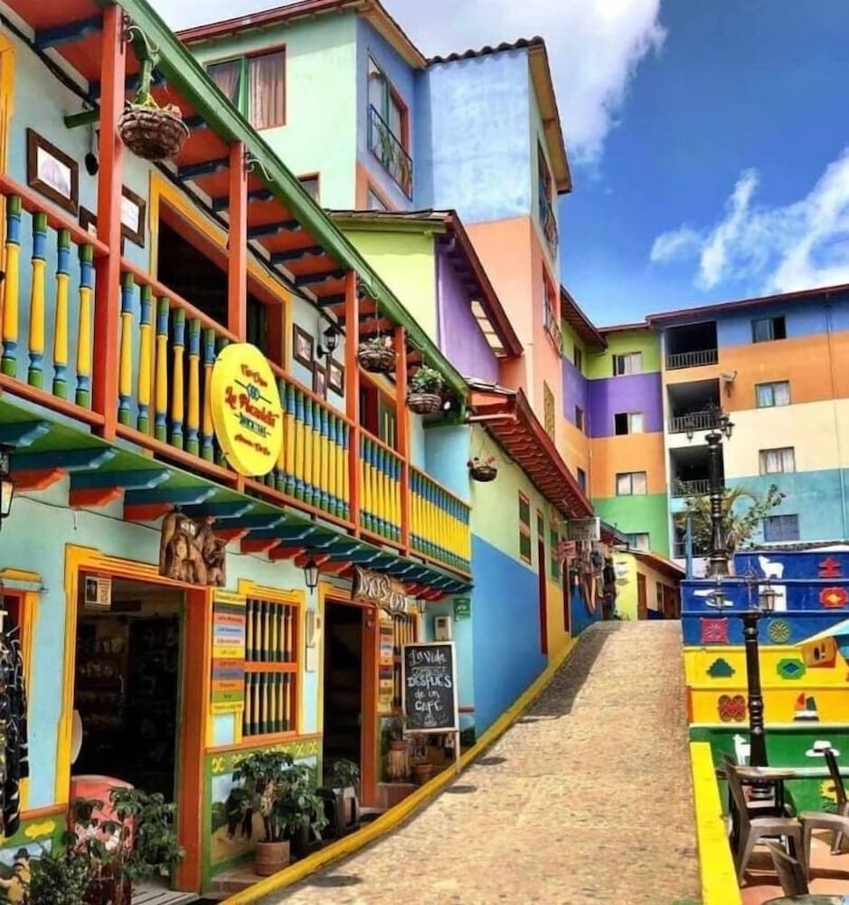 Edificio Avenida Malecon