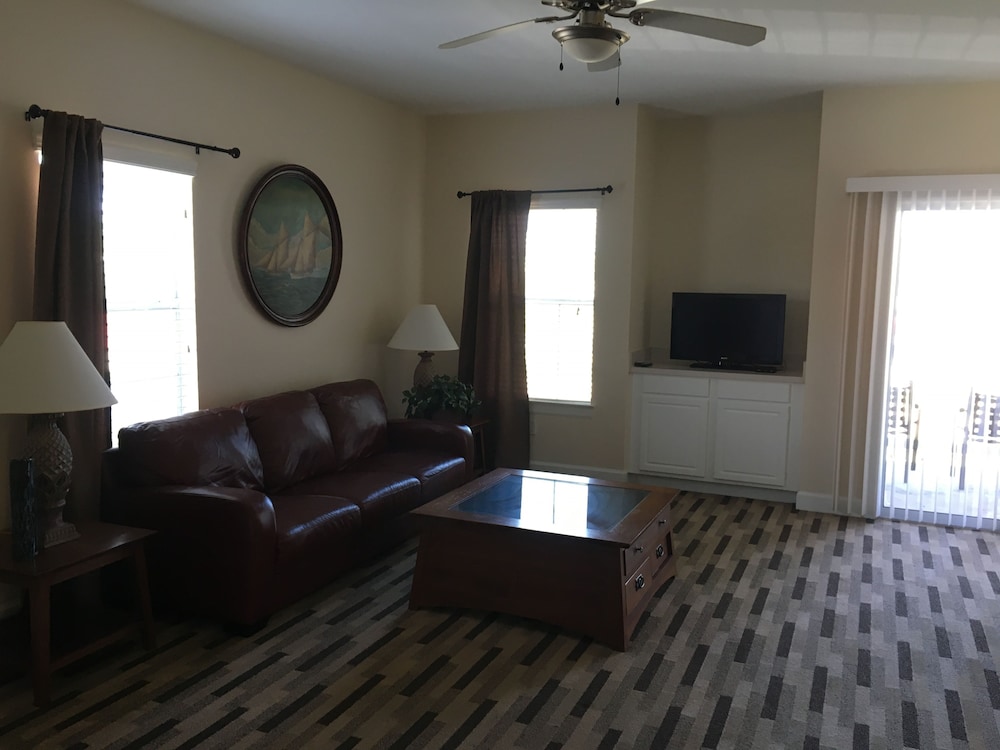 Orlando Vacations - Kemah Boardwalk Inn - Property Image 35