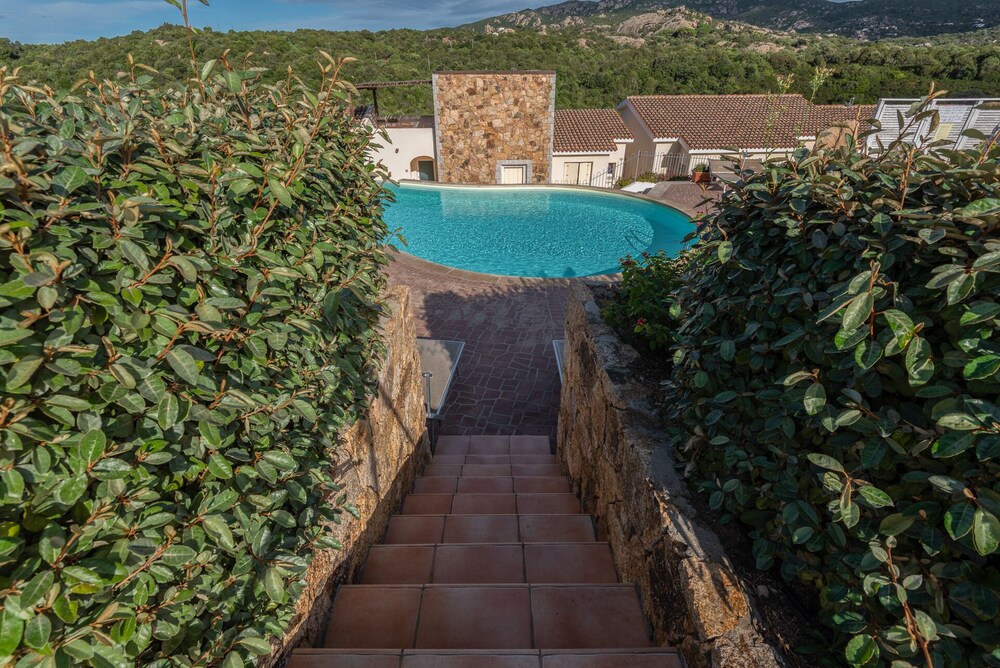 Arzachena Vacations - Elegant Residence Ea Bianca 2 Bedroom Sleeps 6 N0715n - Property Image 6