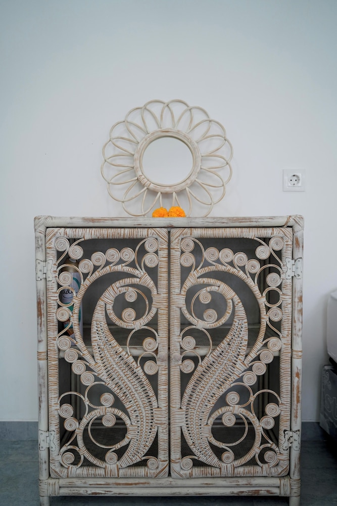 Emilia Apartment Seminyak by Nagisa Bali