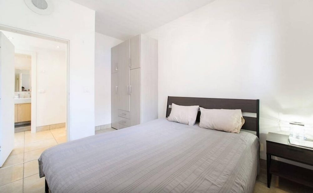 Sea Suites Apartments