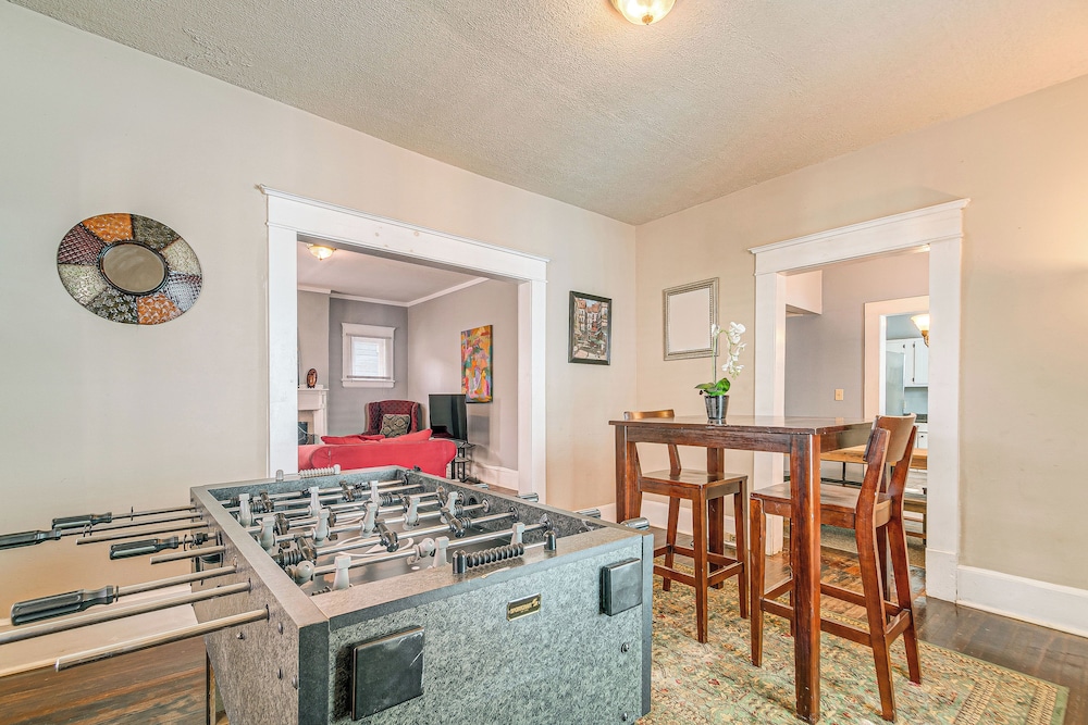 Family Retreat w/ Yard < 1 Mi to Dtwn Durham!