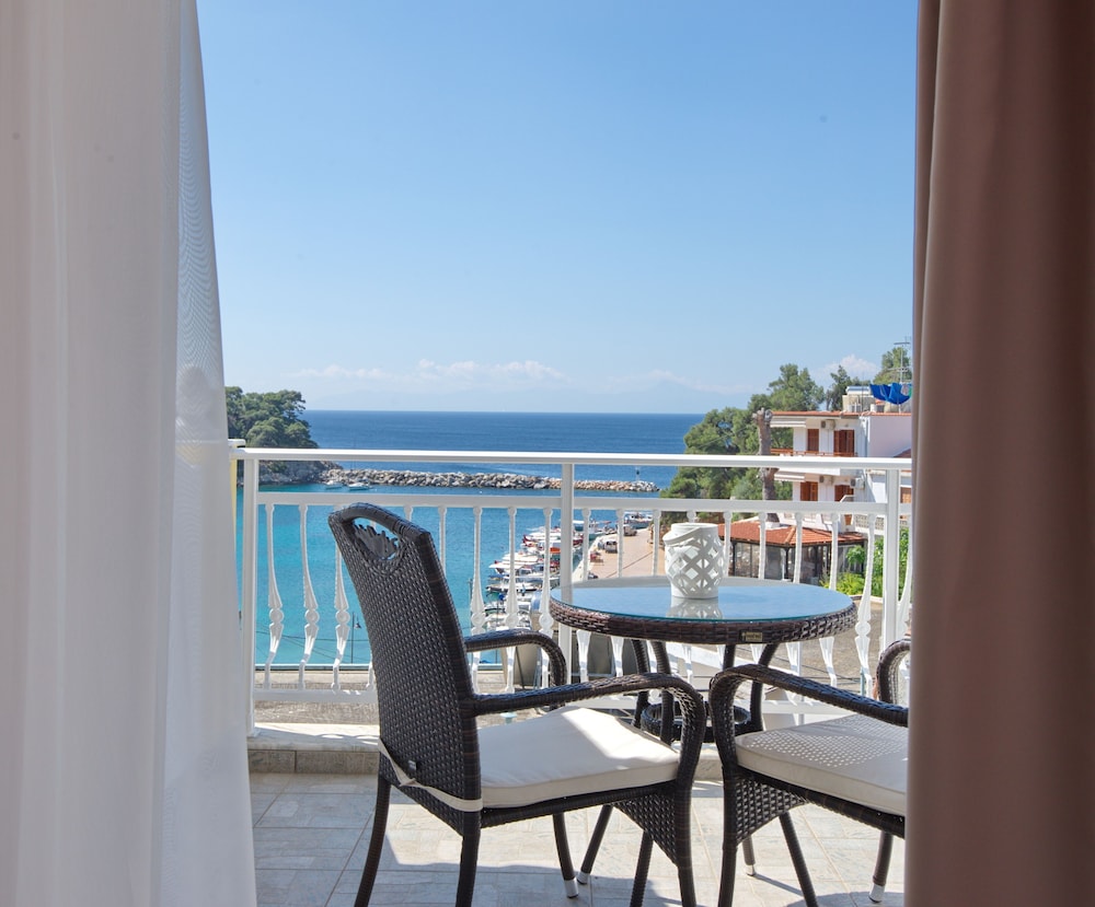 Pension Votsi view 5