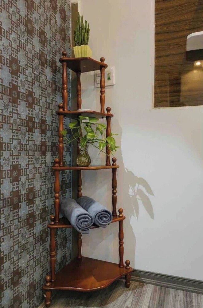 BIG PROMO-02 Bedrooms Look Hang Bo Str