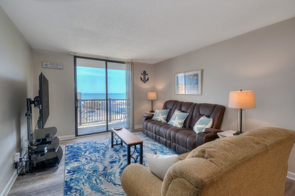 Holiday Towers by Elliott Beach Rentals