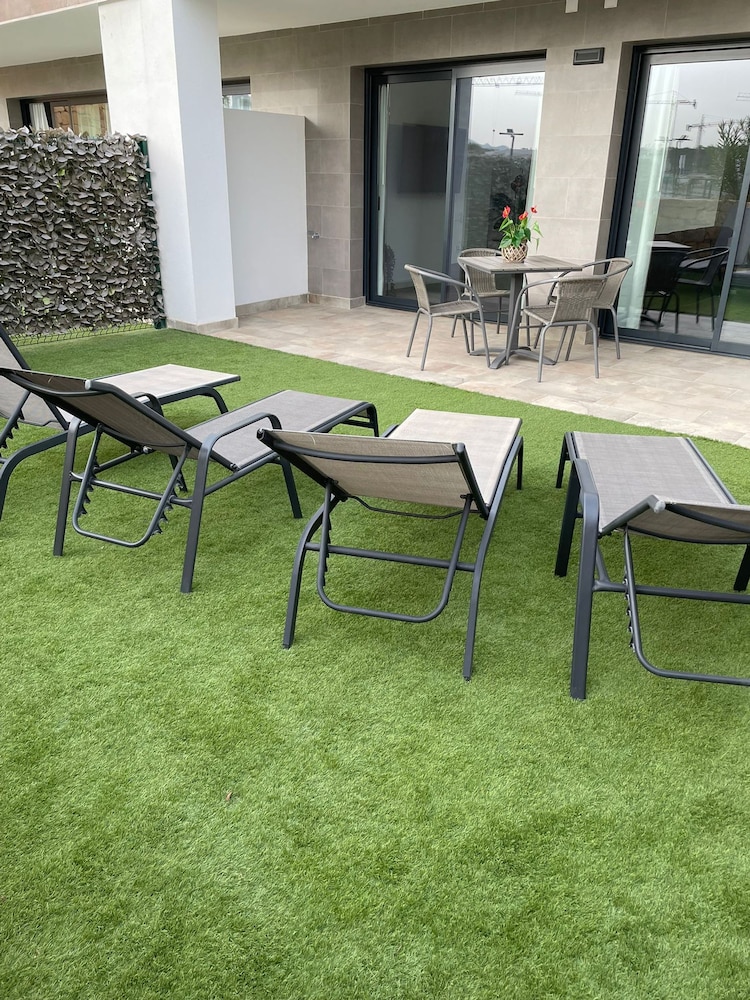 La Petite For t Seaview Flat in Marbella