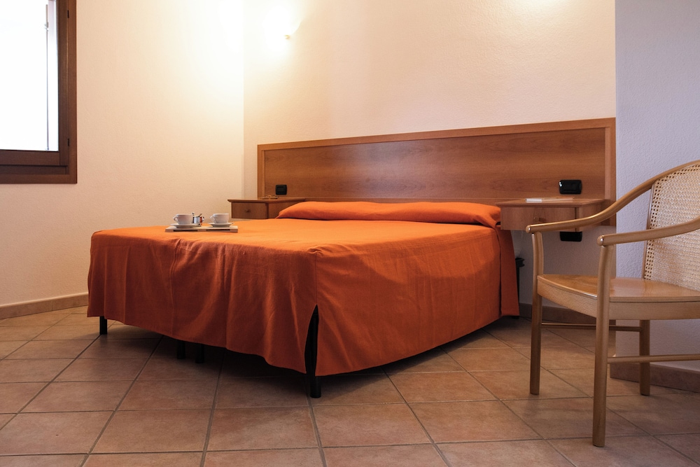 Idyllic Residence Cala Viola T6 2 Bedroom Apartment Sleeps 6 Persons view 2