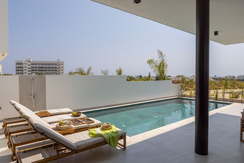 Protaras Aqua Pearl Villa 9