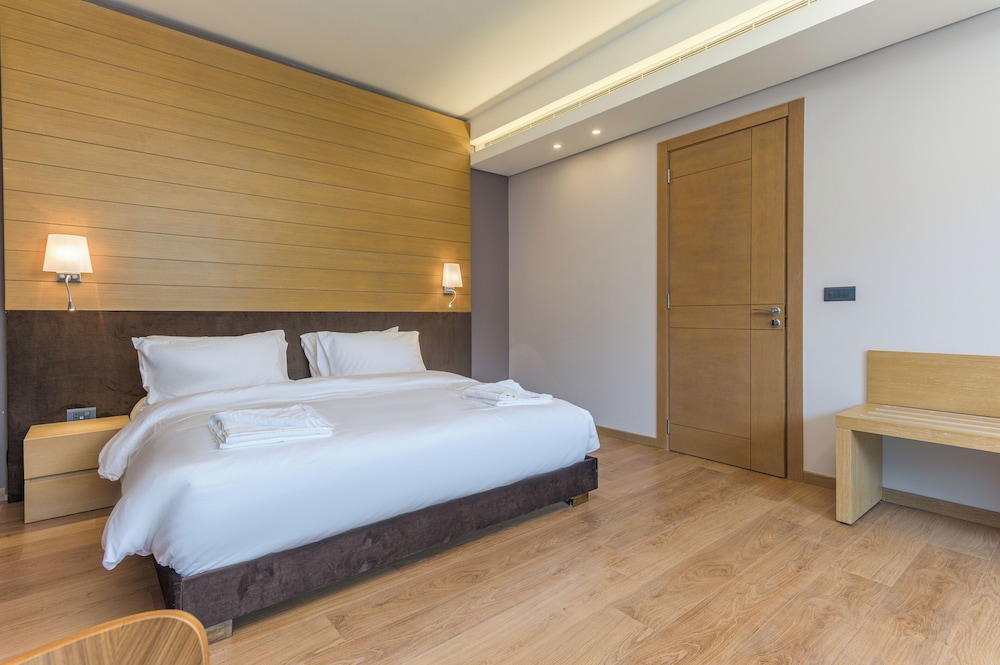 Jounieh Living - Residences by Local Host