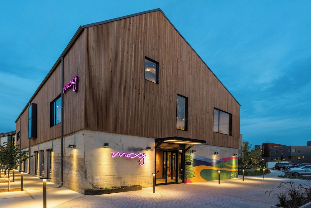Moxy Fayetteville