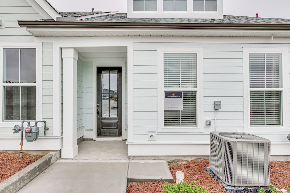 Dock Access: Pet-friendly Lake Greenwood Gem!