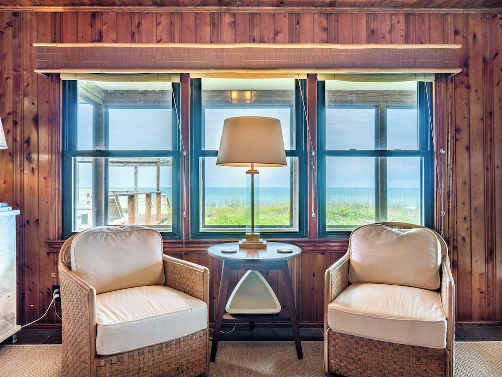 Sea Strapped by Topsail Realty