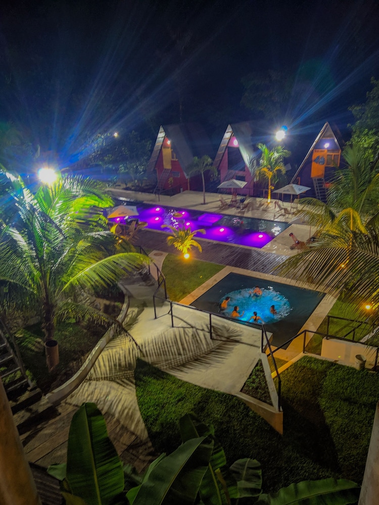 Greengos Hotel 8
