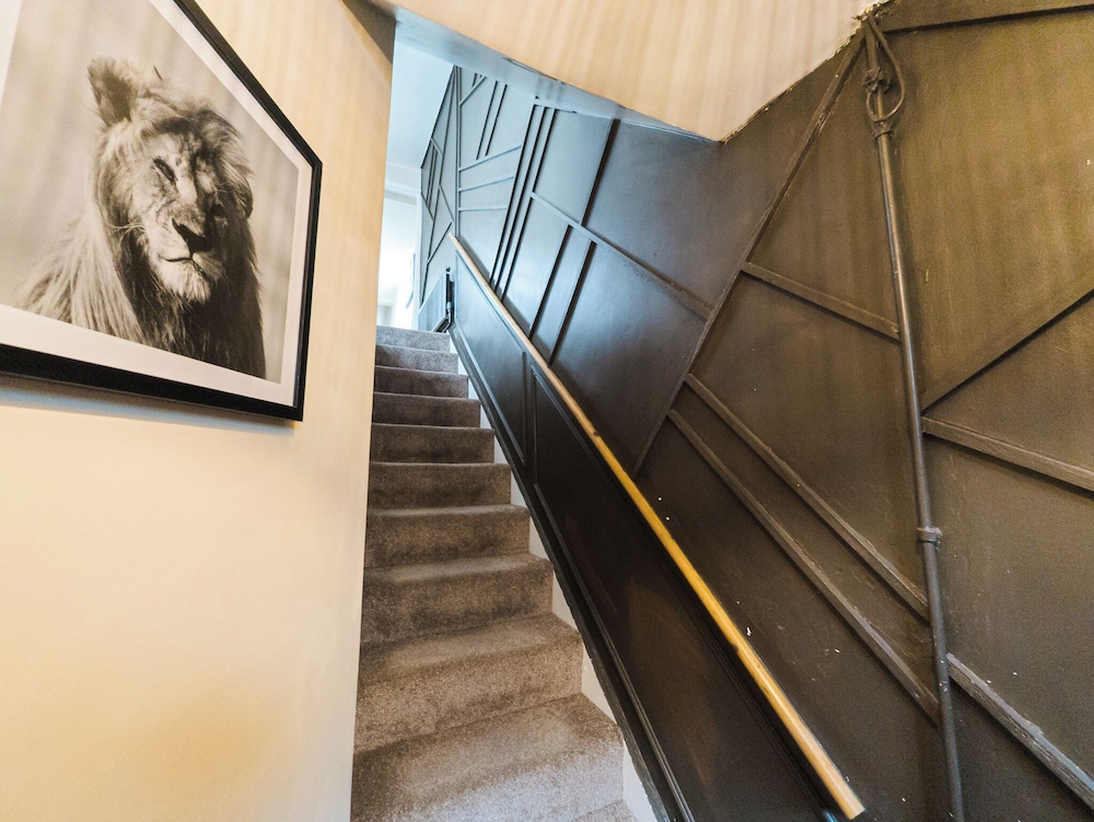 Casa Botique - Close To Gunwharf
