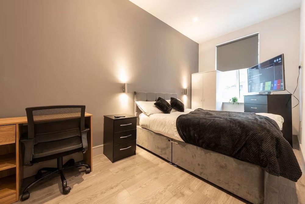 Cosy City Apartment - Your Home in Bradford!