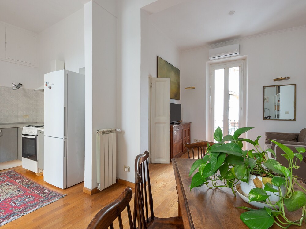 Fori Imperiali Balcony Apartment