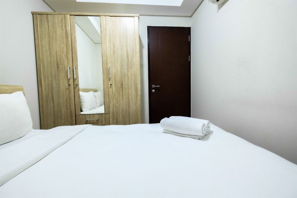 1BR Sky Terrace Lagoon Condo Apartment near Daan Mogot Mall view 5