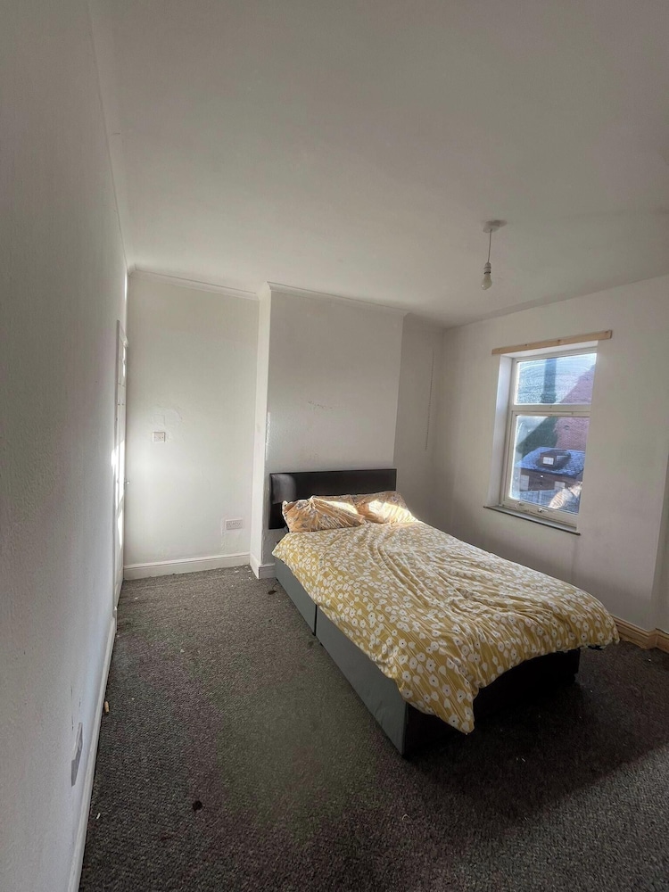 Garden Street Retreat in Wigston