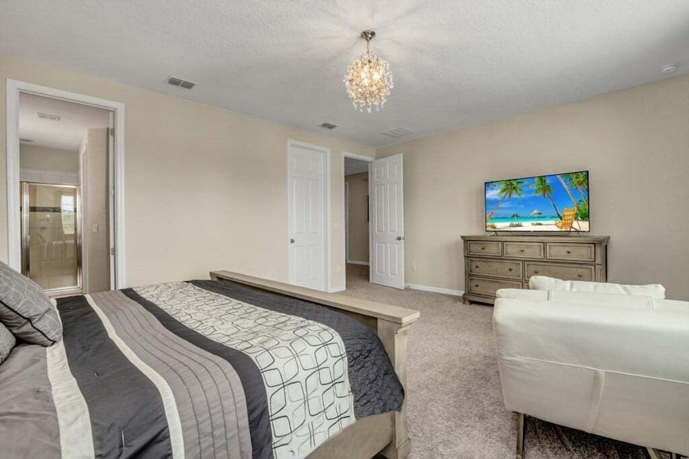 1513nassau 5 Bedroom Villa