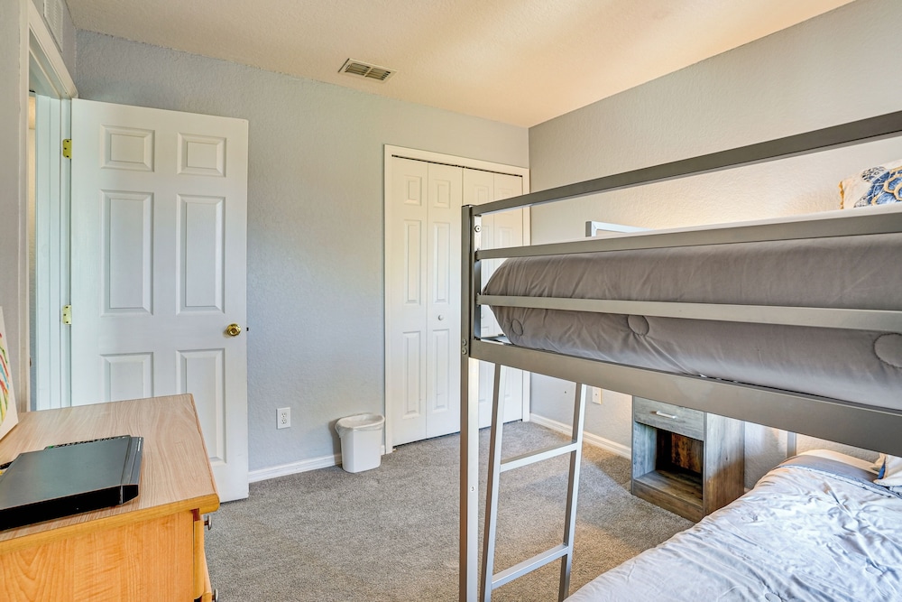 9 Mi to Disney: Spacious Resort Home w/ Lazy River