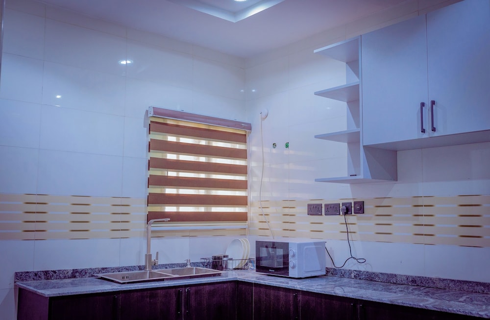 Hannan Residence