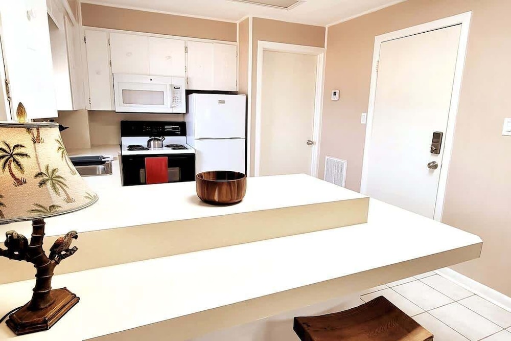 Madre Azul Bay House 3 Bedroom Home