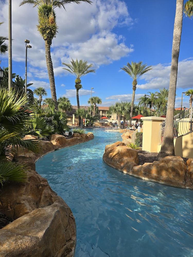 Family Getaway At AML Relax Home