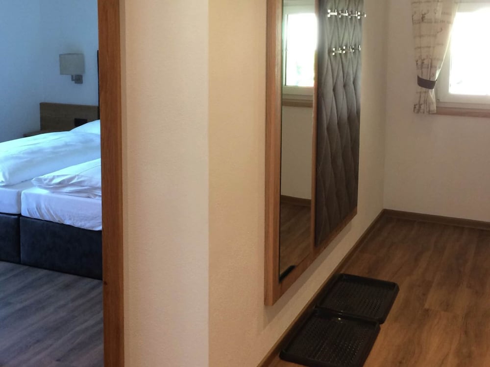 Holiday Flat Near Four ski Lifts in Mayrhofen view 5