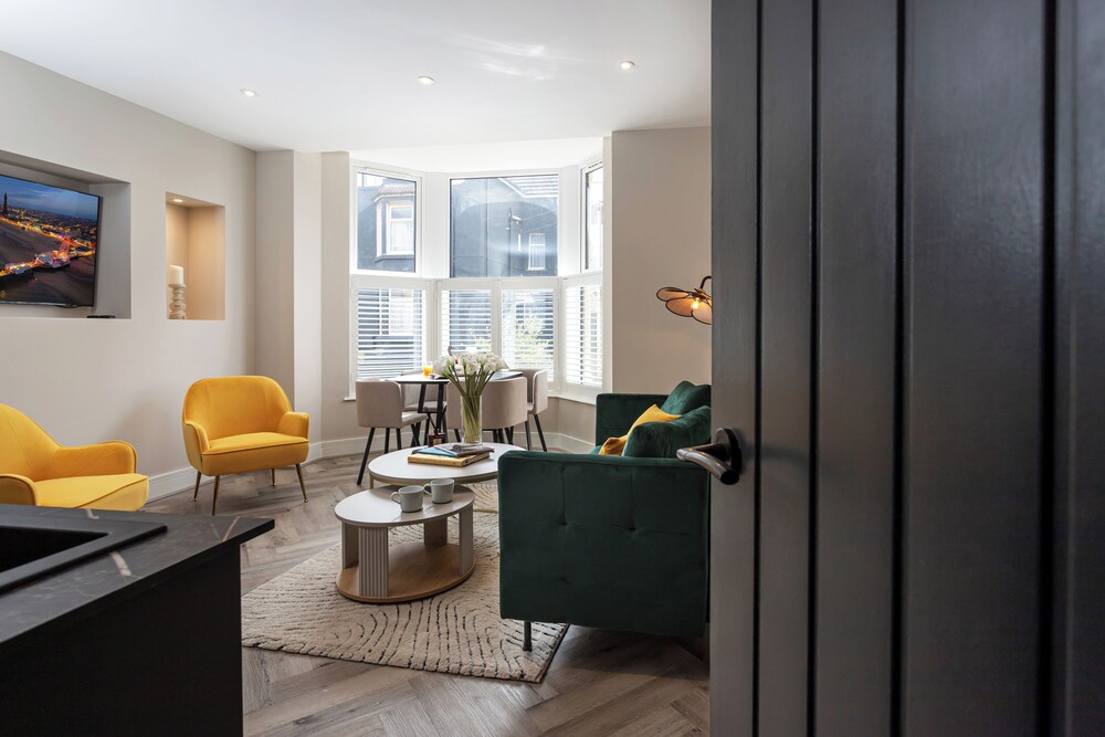 Mode Pleasure Beach Apartments