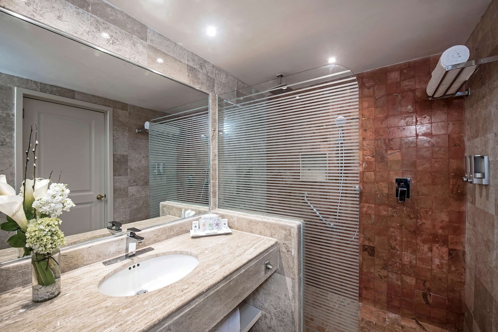 Iberostar Waves Quetzal - Property Image 6