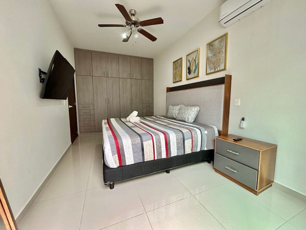 Rincon Colonial Apartments