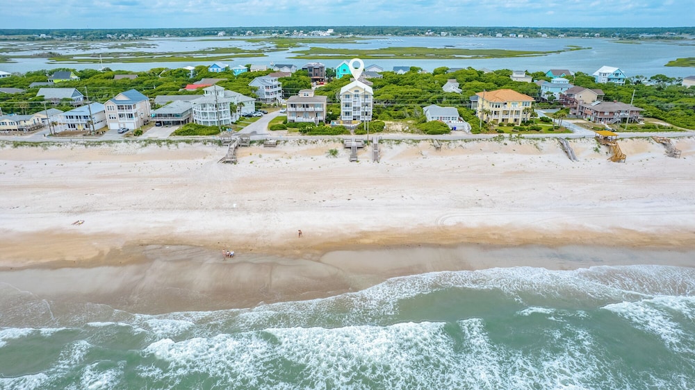 Eagles' Landing by Topsail Realty