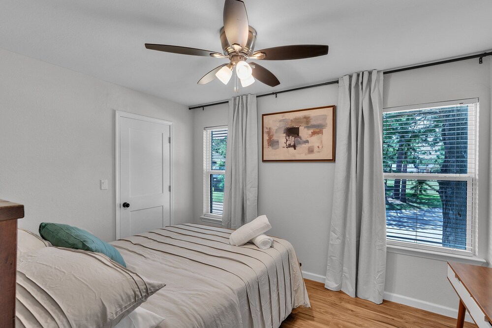 Stylish Flower Mound Home With Private Pool 5 Bedroom Home