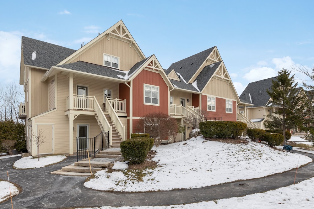 Rivergrass Condos