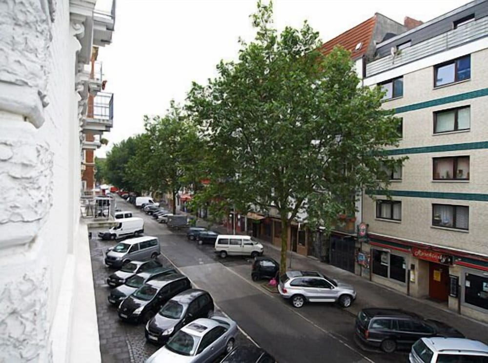 Hamburg Vacations - Gaestezimmer auf St. Pauli - Property Image 8