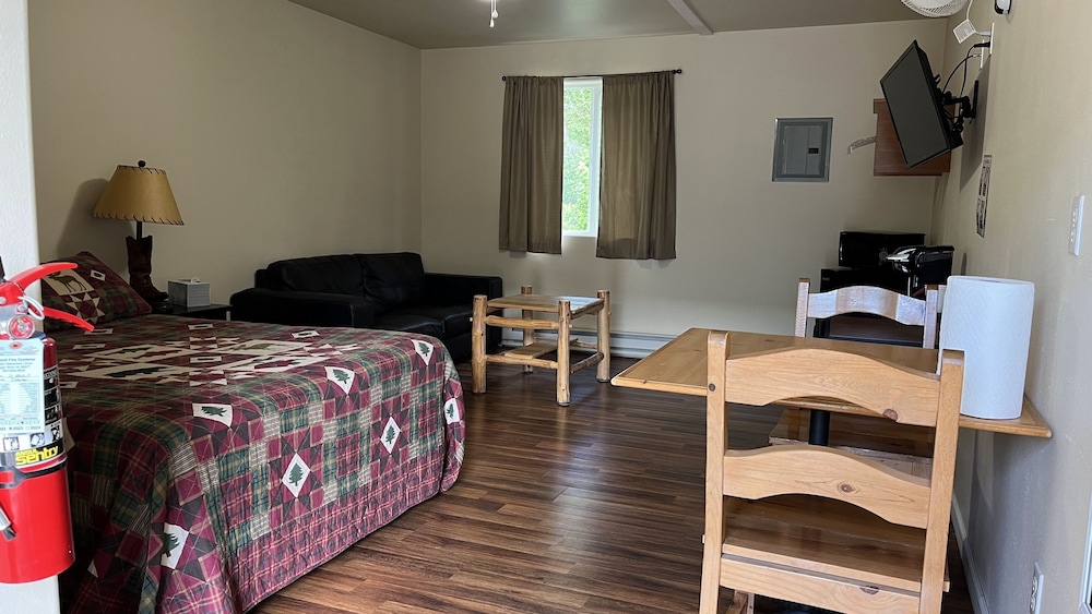 Denali Rainbow Village RV Park and Motel