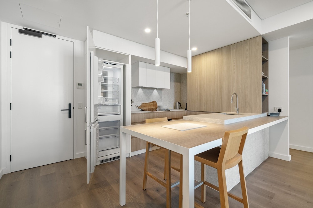 Cosmopolitan 1-bed - Fremantle Beach Front