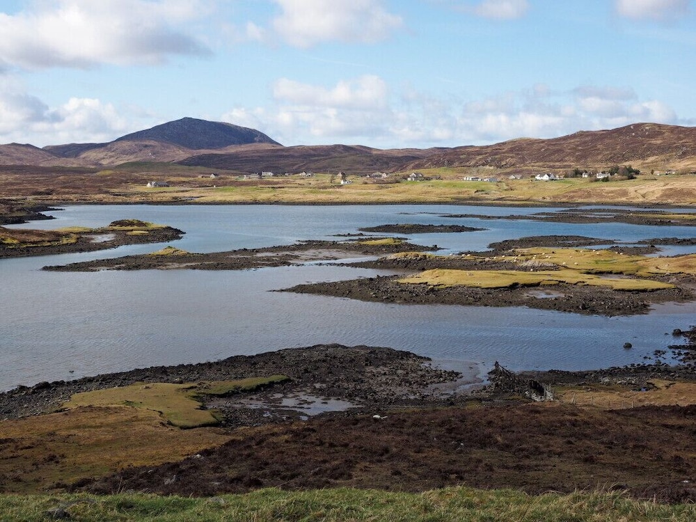 Ceann an Loch Cottage