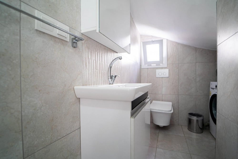 Villa With Pool Jacuzzi and Cinema Room in Fethiye view 4