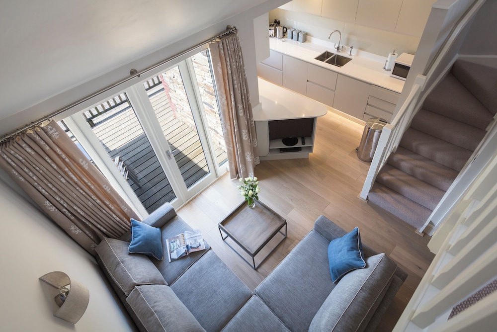 5 Keeper's Cottage, Hillfield