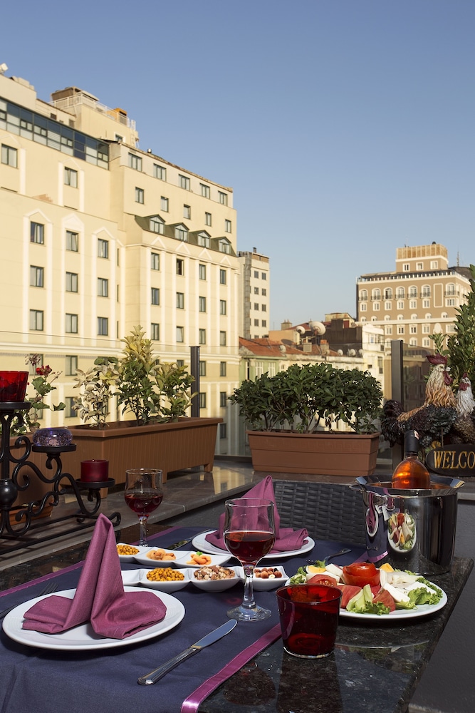 Taximist Otel - Image 18