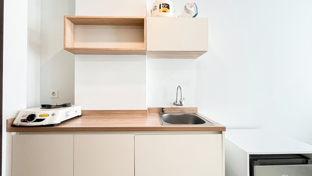 Elegant and Homey Studio Apartment Citra Living