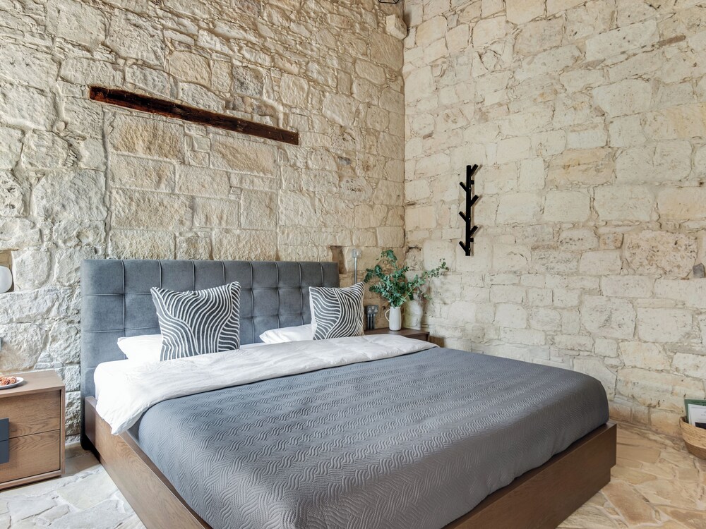 Sanders Andre Marie - Cozy Studio w Shared Garden