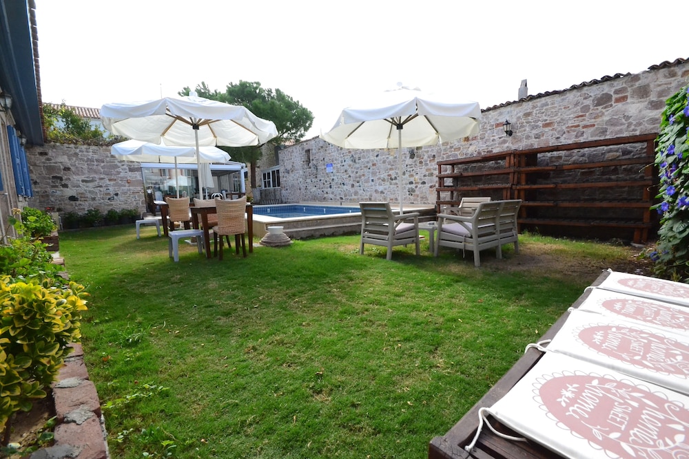Cunda Poseidon Hotel