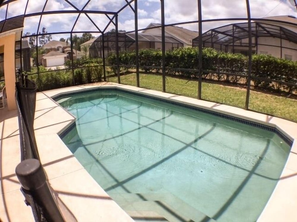 South Facing Pool Great For Families! 4 Bedroom Home by RedAwning view 2